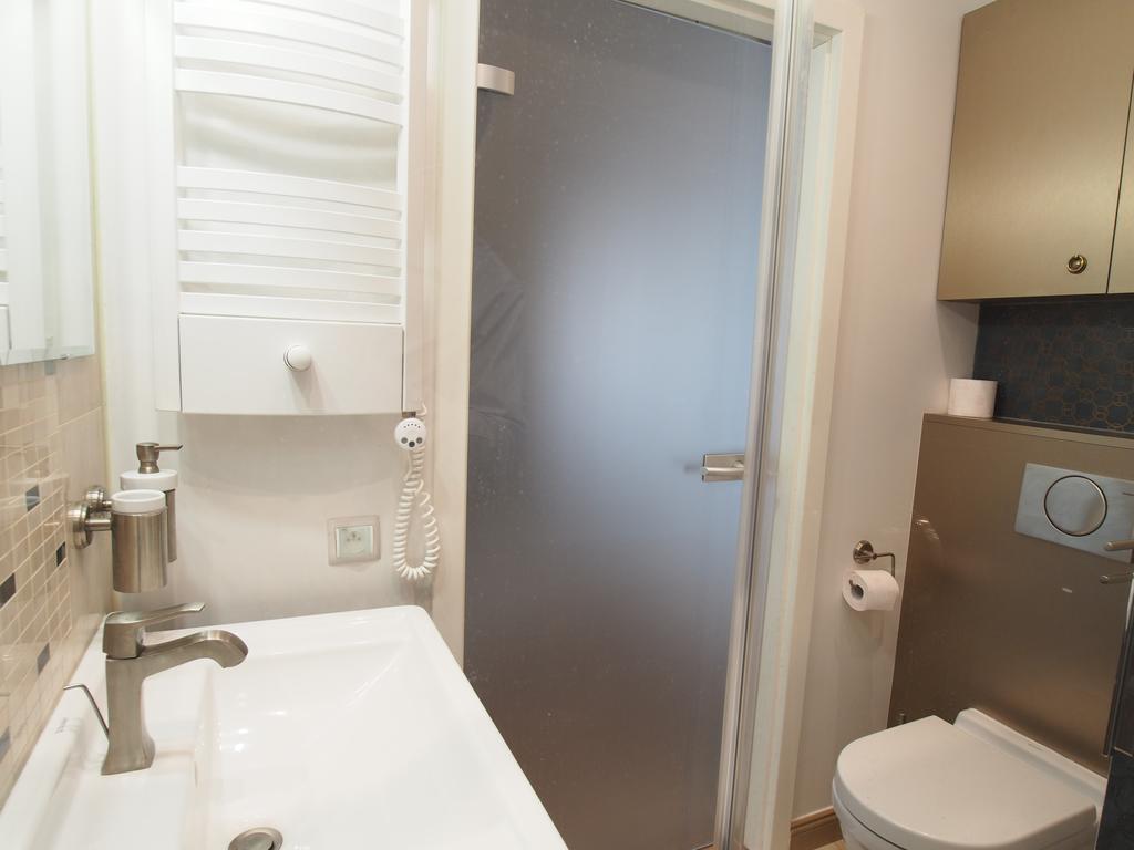 Grand-Tourist Trident Apartments グダニスク エクステリア 写真